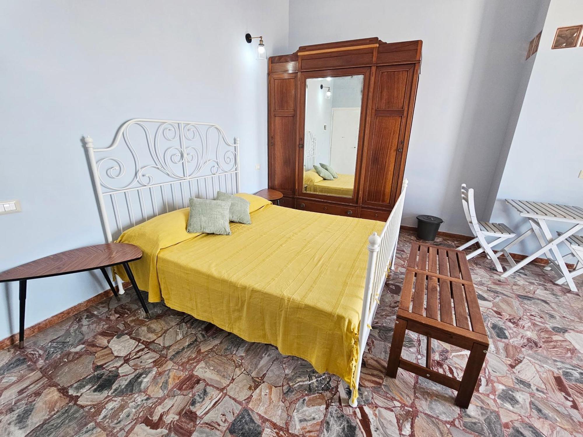 Maridea - Camere Con Vista Al Porto Понца Экстерьер фото