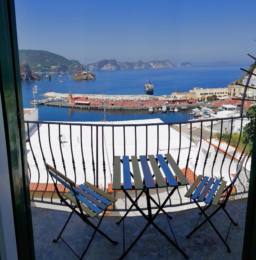 Maridea - Camere Con Vista Al Porto Понца Экстерьер фото